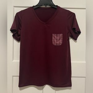 Preowned Women’s Sz Medium Real Essentials Short Sleeve Purple Sleep Shirt